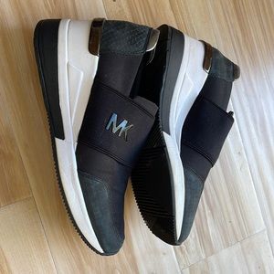 Michael Kors Felix Signature Logo Trainer platform Slip on Sneakers